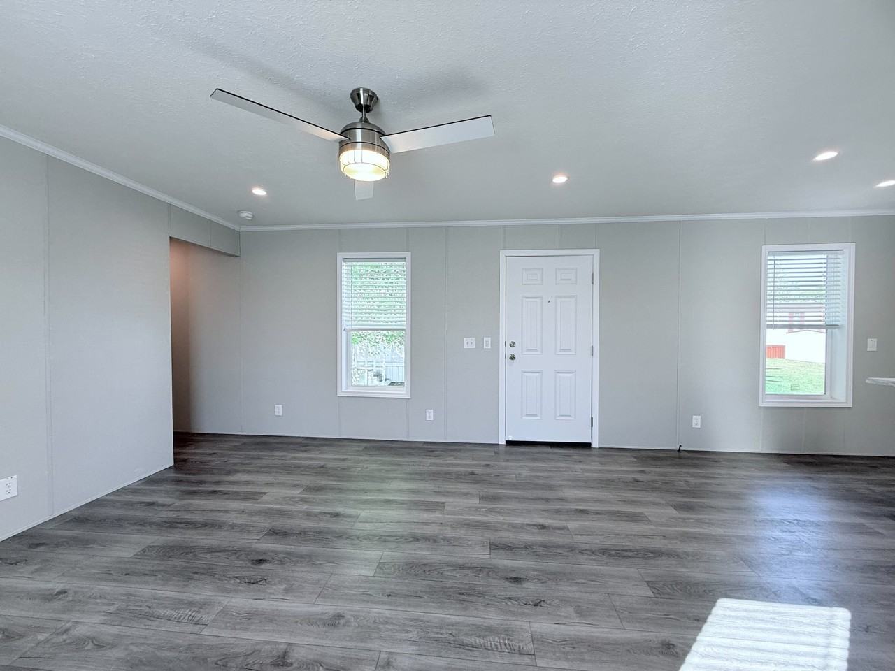 29649 Cambridge Ct #256 - Photo 2 of 29