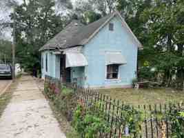 featured image of 263 N Mill St