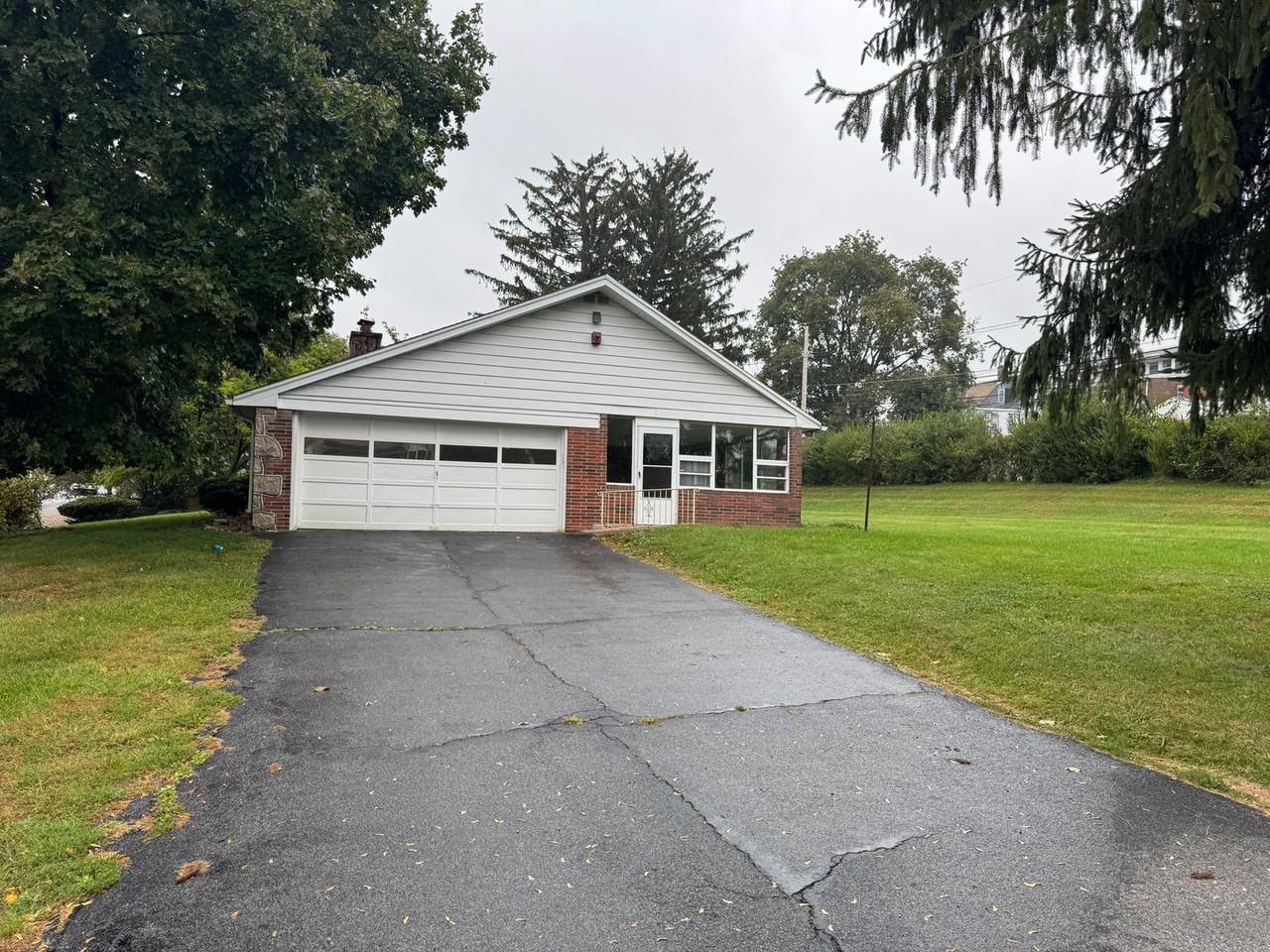1035 1035 Ridge Ave - 1035 Ridge Ave - Photo 4 of 50