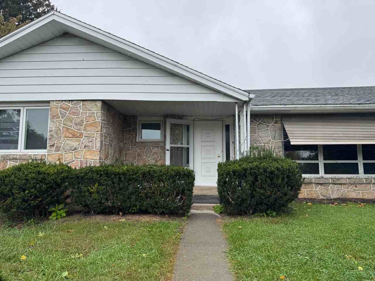 1035 1035 Ridge Ave - 1035 Ridge Ave - Photo 5 of 50