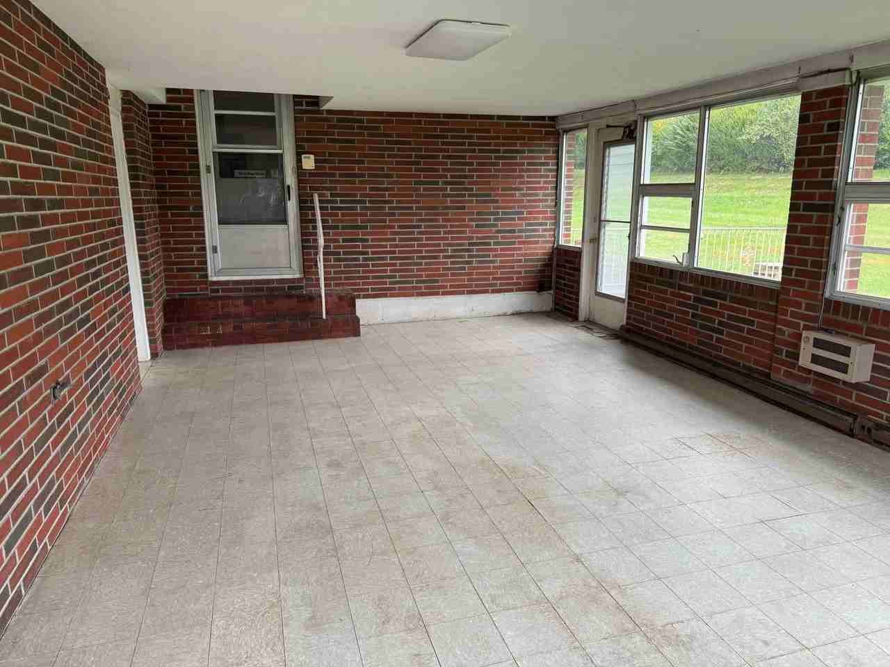 1035 1035 Ridge Ave - 1035 Ridge Ave - Photo 6 of 50