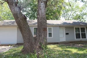 featured image of 1120 Lanore Dr