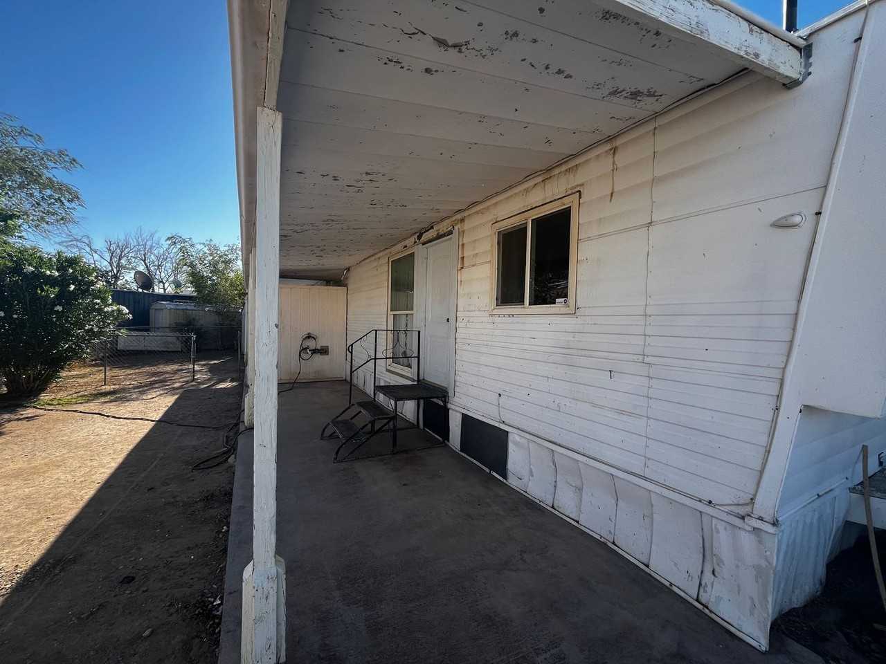 455 Clark Ln - Photo 2 of 9