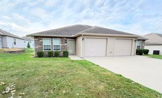 102 Sw Rock Garden Ln - Photo 1 of 1
