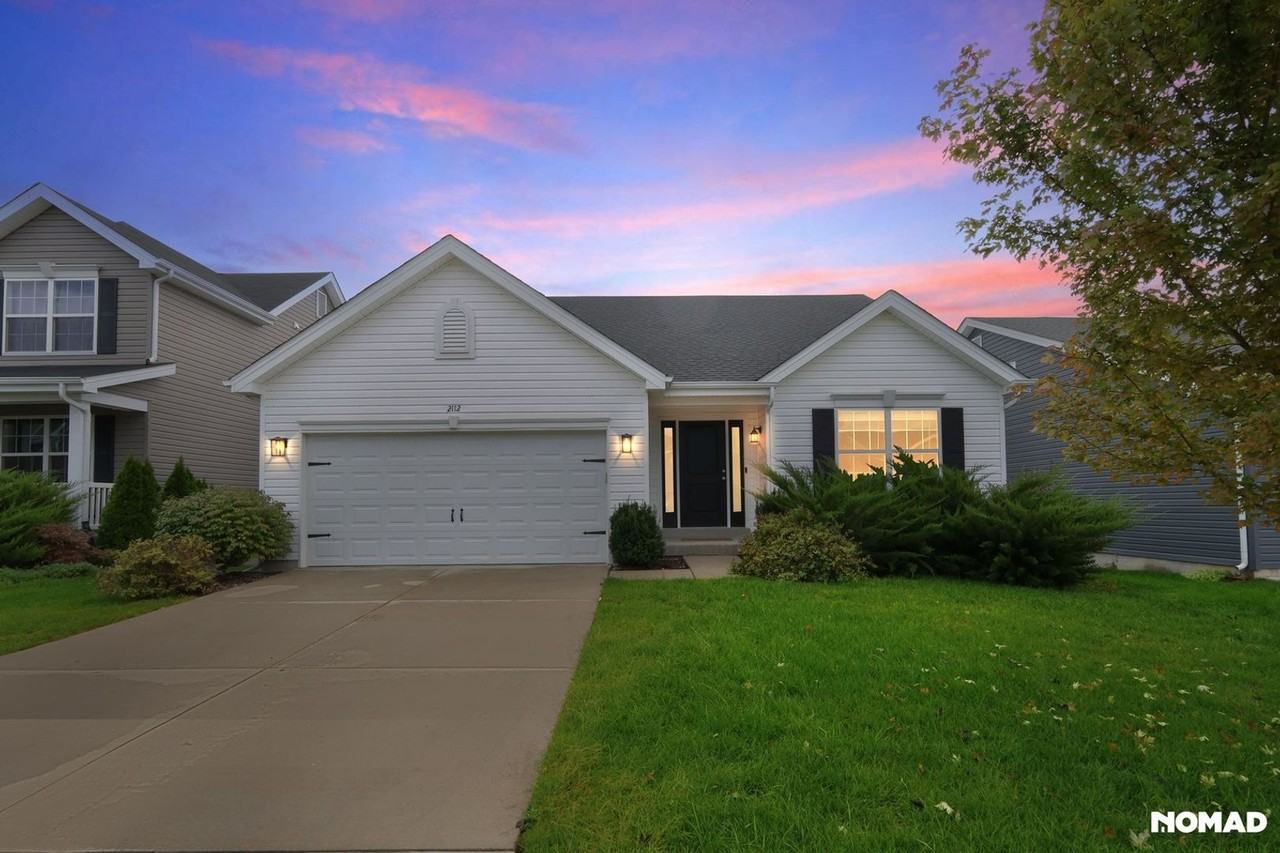 2112 Windswept Farms Dr - Photo 3 of 33