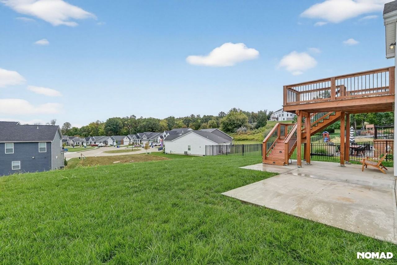 2112 Windswept Farms Dr - Photo 6 of 33