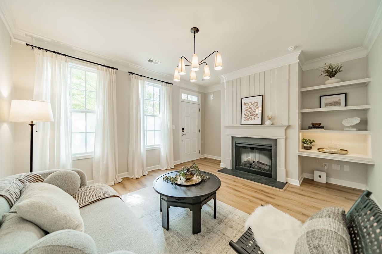 13107 Arbor Day Ct - Photo 6 of 35