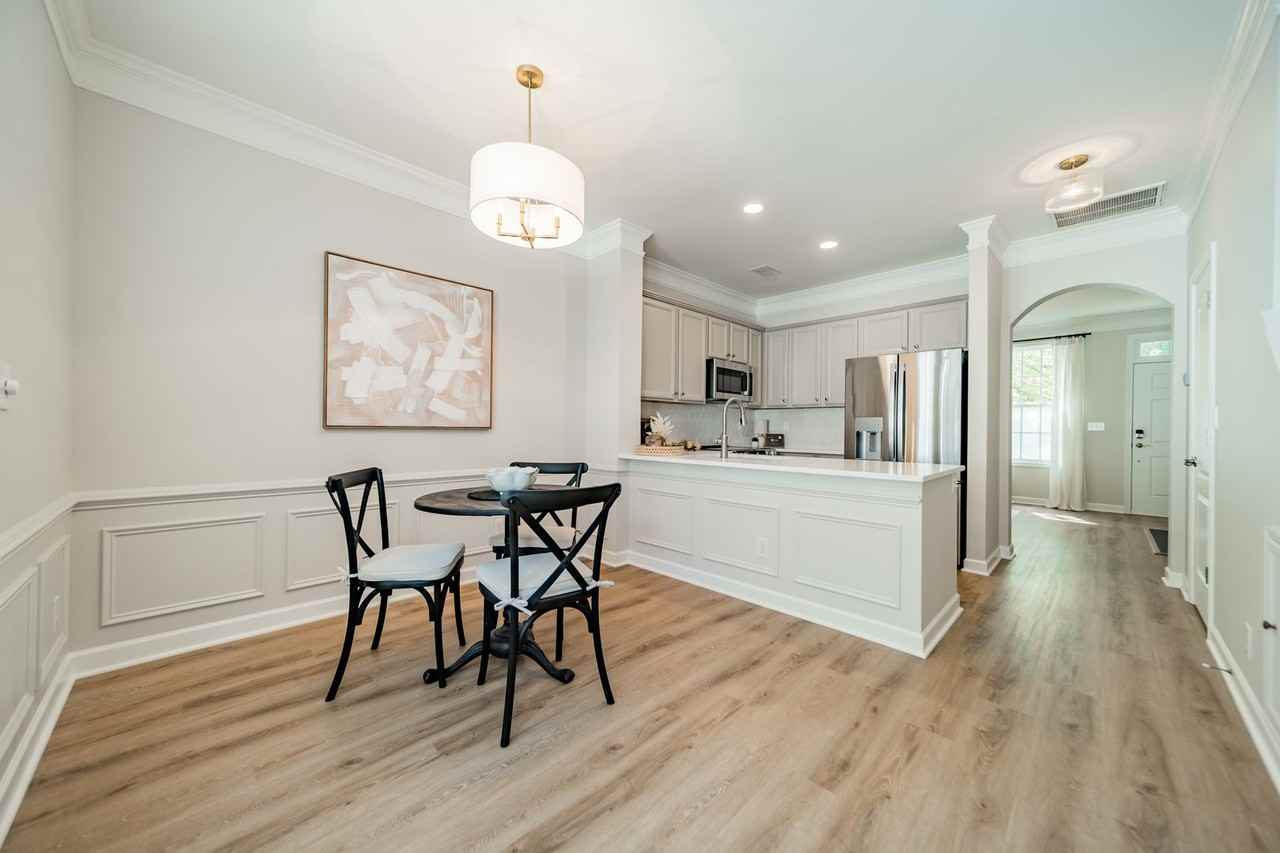 13107 Arbor Day Ct - Photo 7 of 35