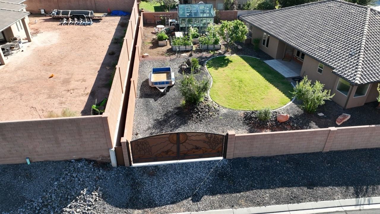 157 E Foothill Dr - Photo 3 of 46