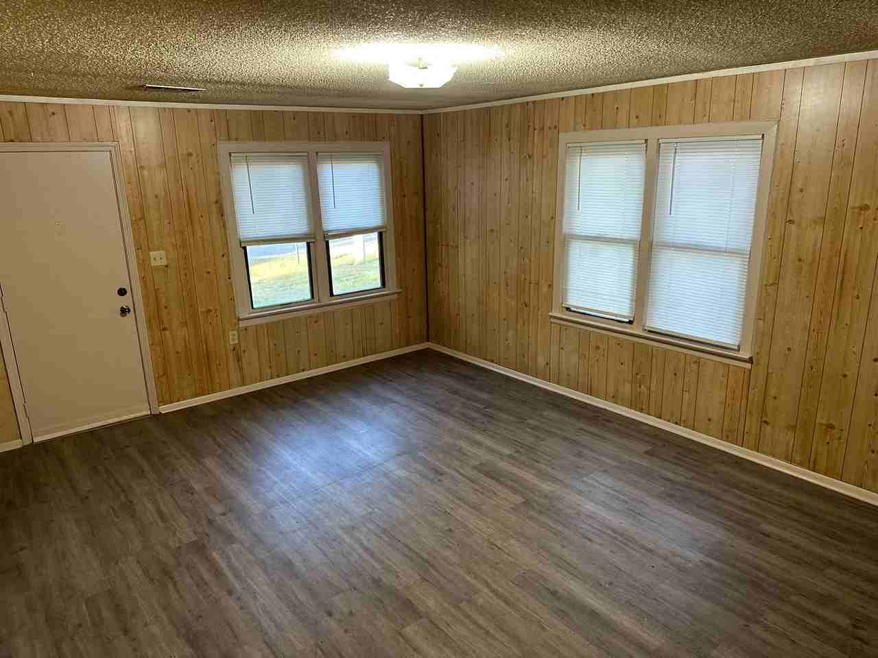 1001 Cheatham Ave - Photo 4 of 19