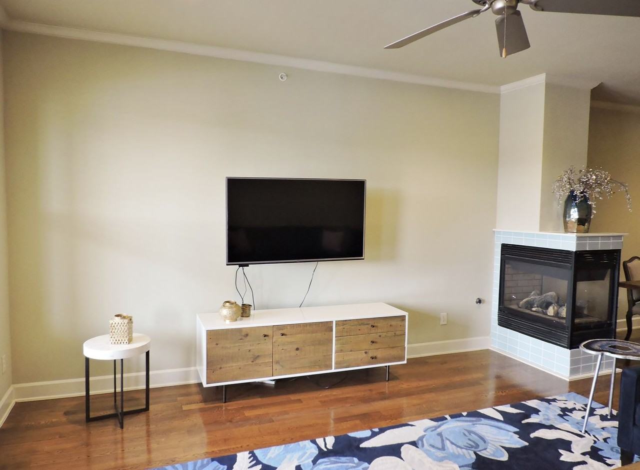 2800 Sandage Ave #303 - Photo 4 of 38