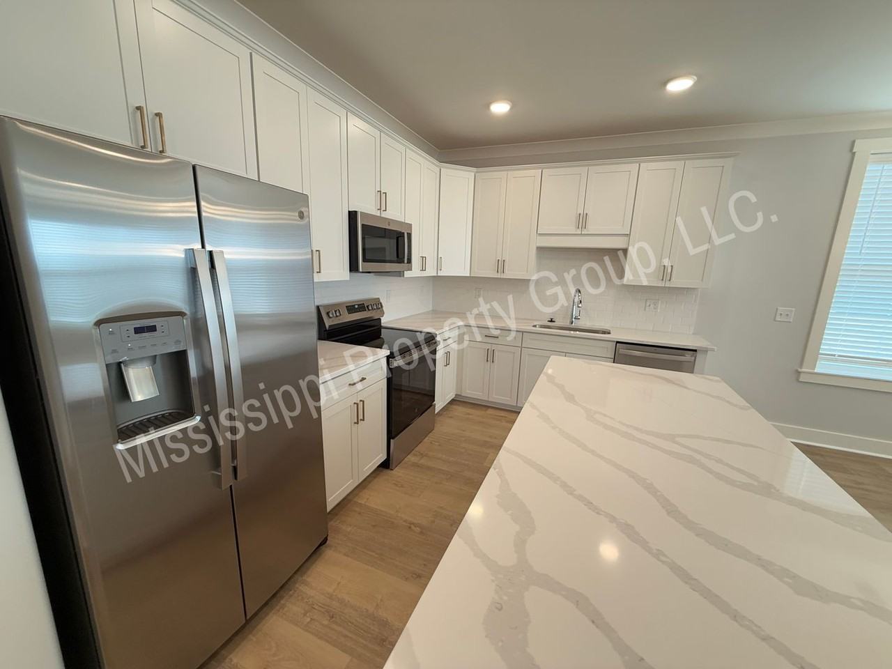688 Miramar Ln #213 - Photo 6 of 30