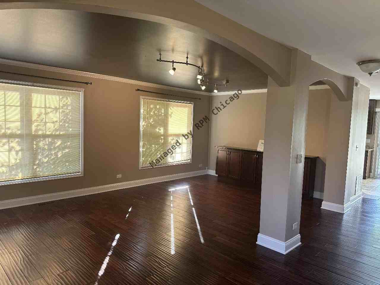 5490 Fox Path Ln - Photo 3 of 50