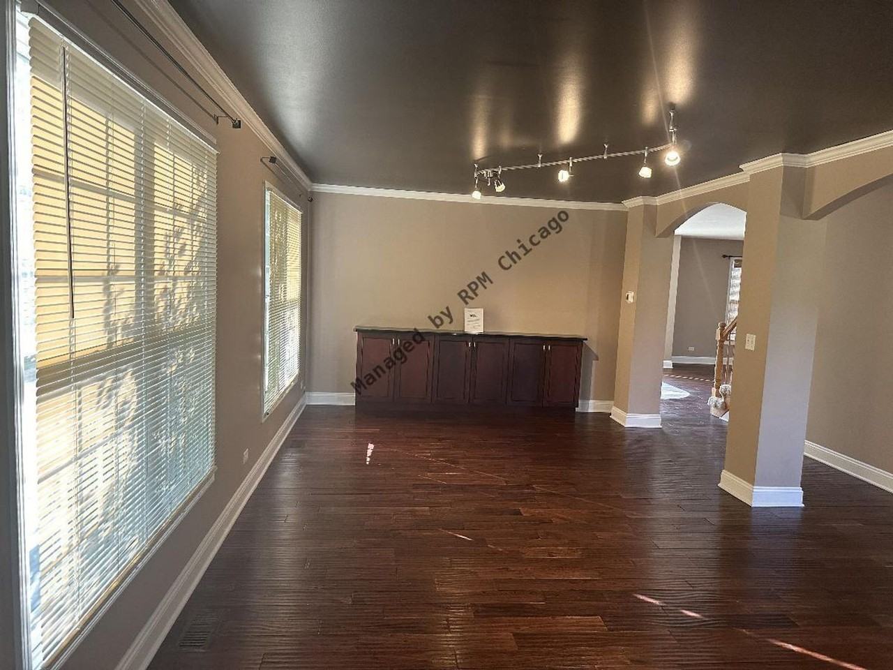 5490 Fox Path Ln - Photo 4 of 50
