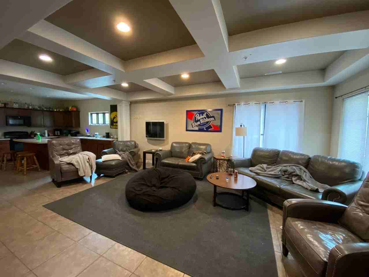 30 N Lucas St - Photo 3 of 20