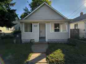 737 Avenue F - Photo 1 of 1