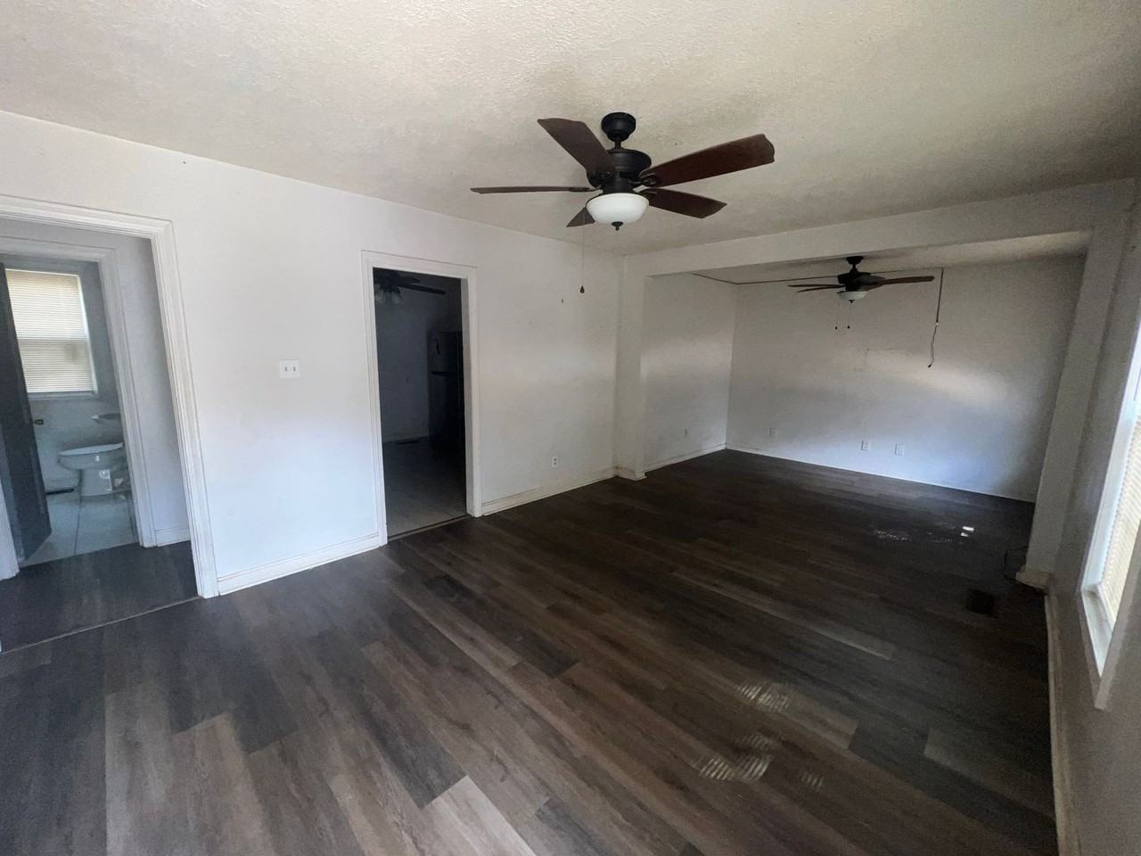 405 26th St E - Photo 2 of 12