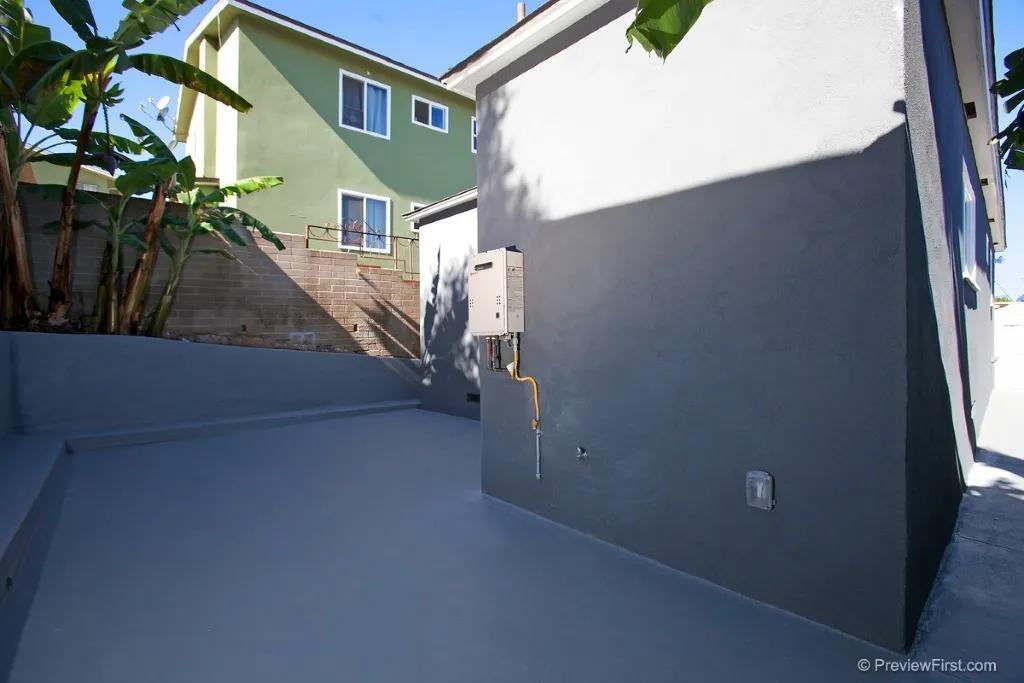 3739 Ocean View Blvd - Photo 3 of 20