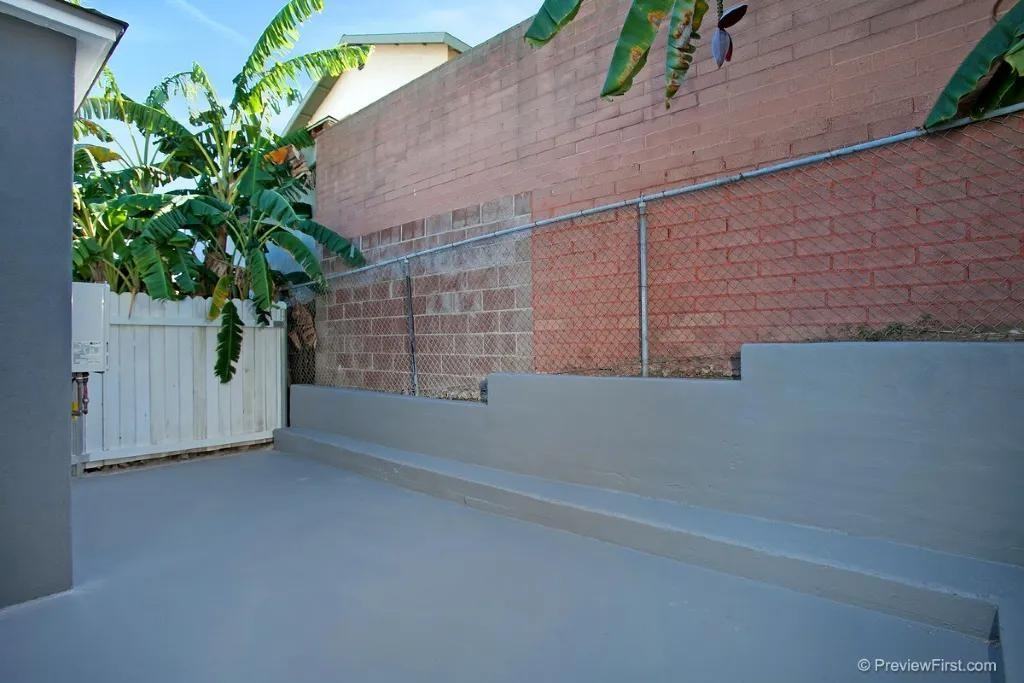 3739 Ocean View Blvd - Photo 4 of 20