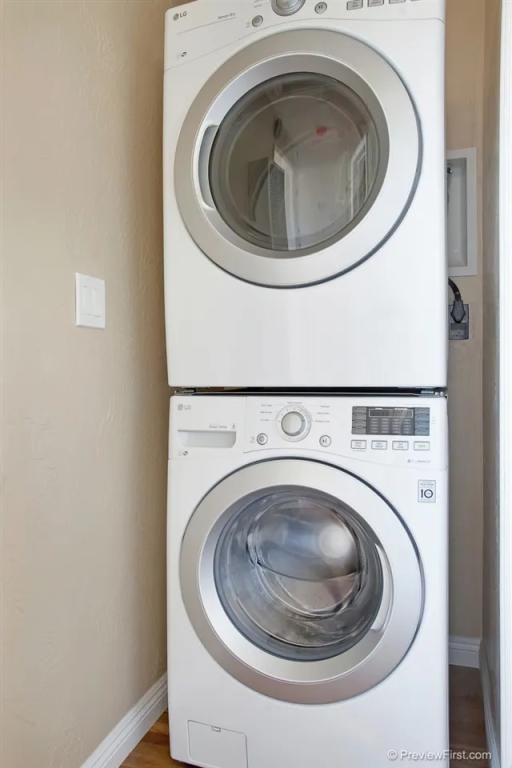 3739 Ocean View Blvd - Photo 5 of 20