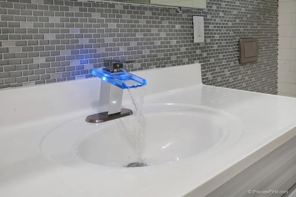 3739 Ocean View Blvd - Photo 6 of 20