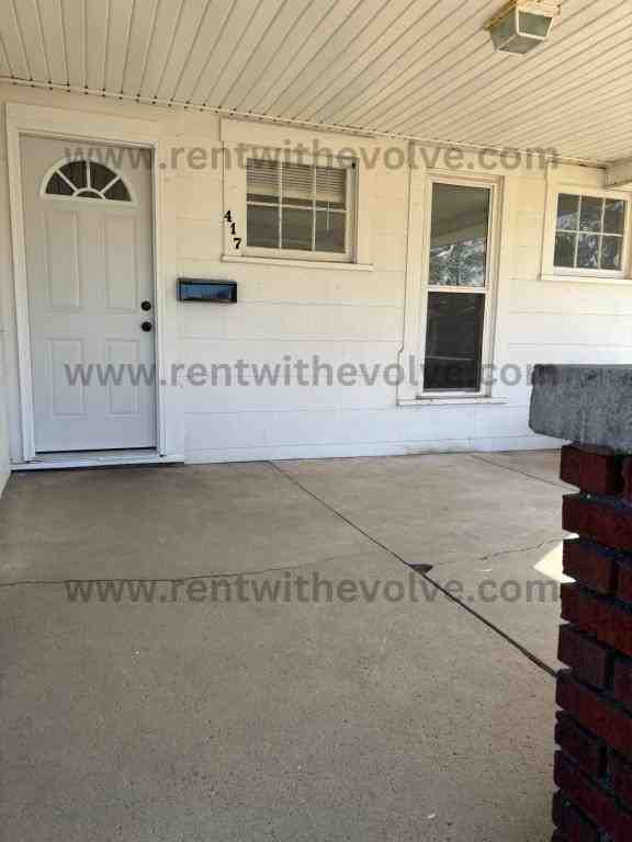 417 W Franklin St - Photo 2 of 13