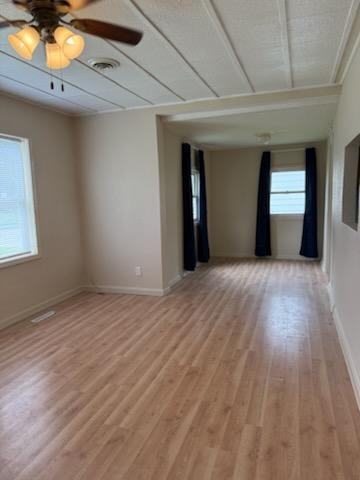 2715 Lucas St - Photo 3 of 9