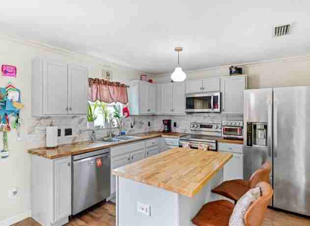 12925 Keefer Ct - Photo 6 of 20