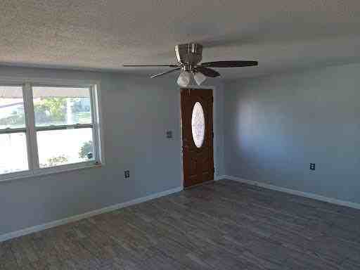 5412 Golden Nugget Dr - Photo 2 of 16