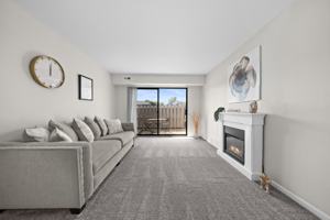 featured image of 4154 3 Oaks Dr