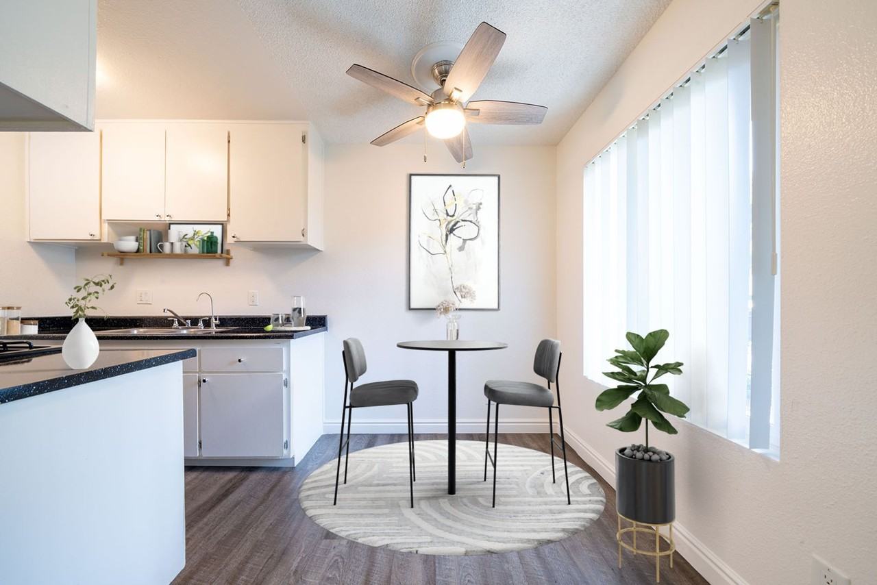 College Terrace - Photo 7 of 21