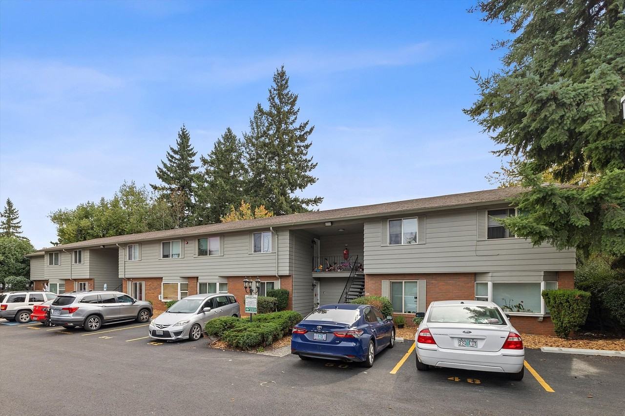 Anchor Apartments - Photo 2 of 50