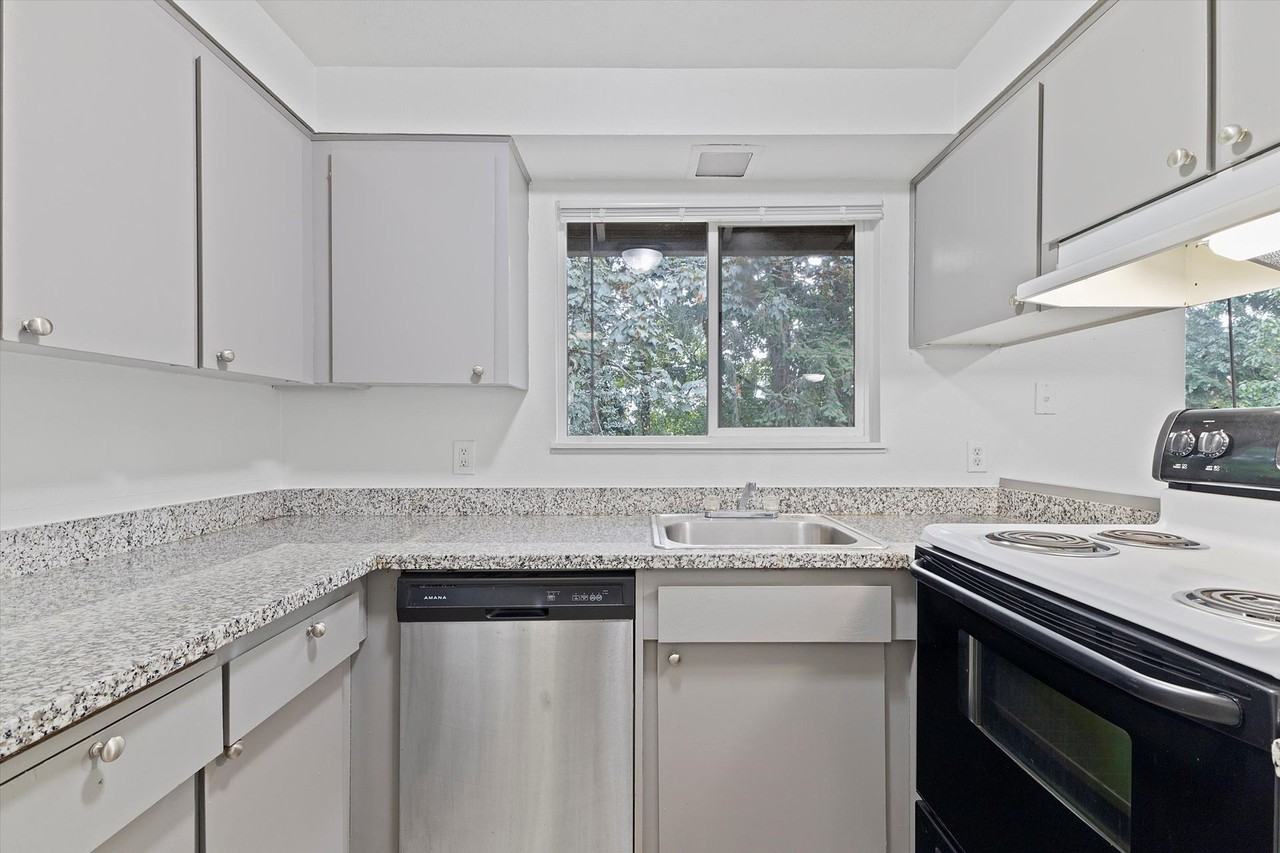 Anchor Apartments - Photo 6 of 50