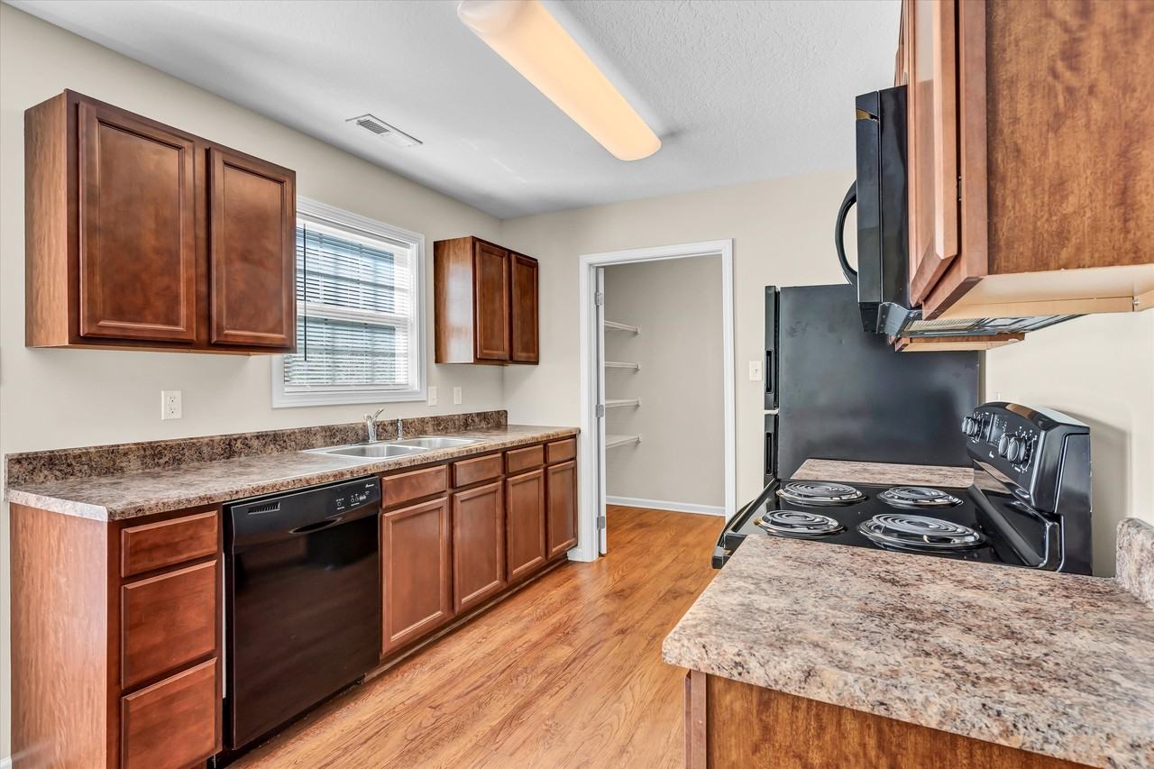 519 S Old Sevierville Pike #1 - Photo 4 of 17