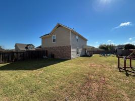 featured image of 2502 Horse Shoe Dr