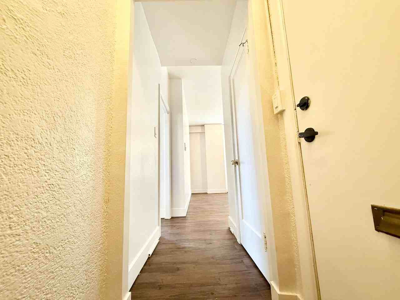 Burlingame Apartments - Photo 3 of 22