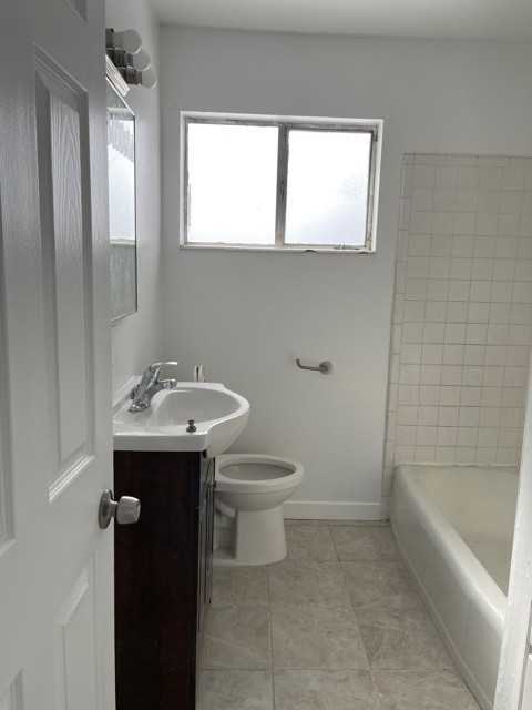 1312 Eastsouth - Photo 3 of 13