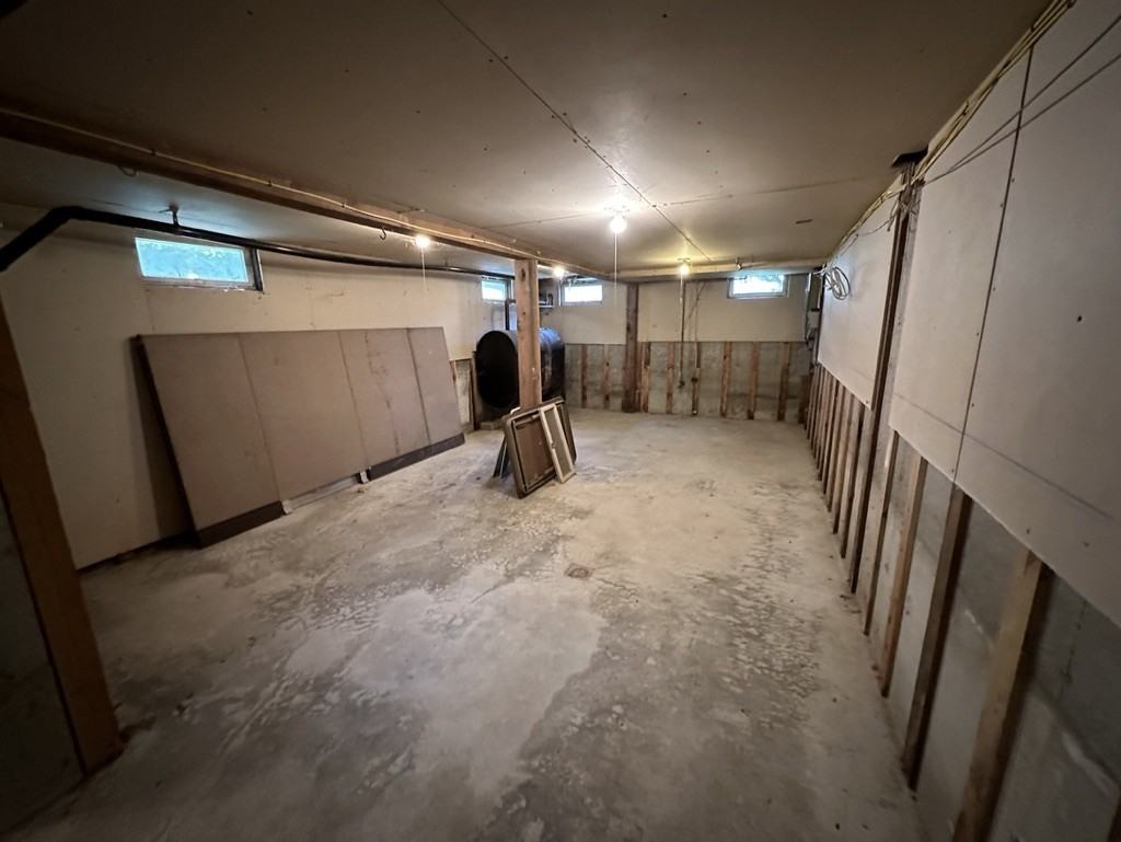 618 Shearer Hill Rd - Photo 4 of 26