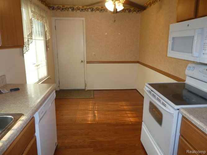 3700 Heritage Pkwy #3700A - Photo 6 of 20