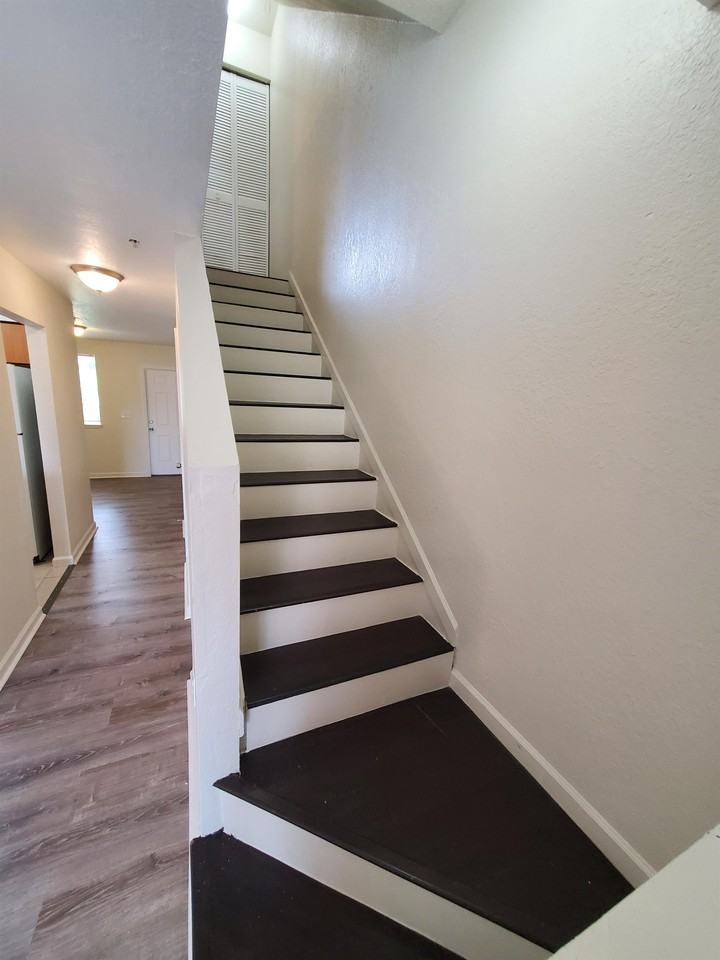 14238 Nw 17th Ave - Photo 5 of 43