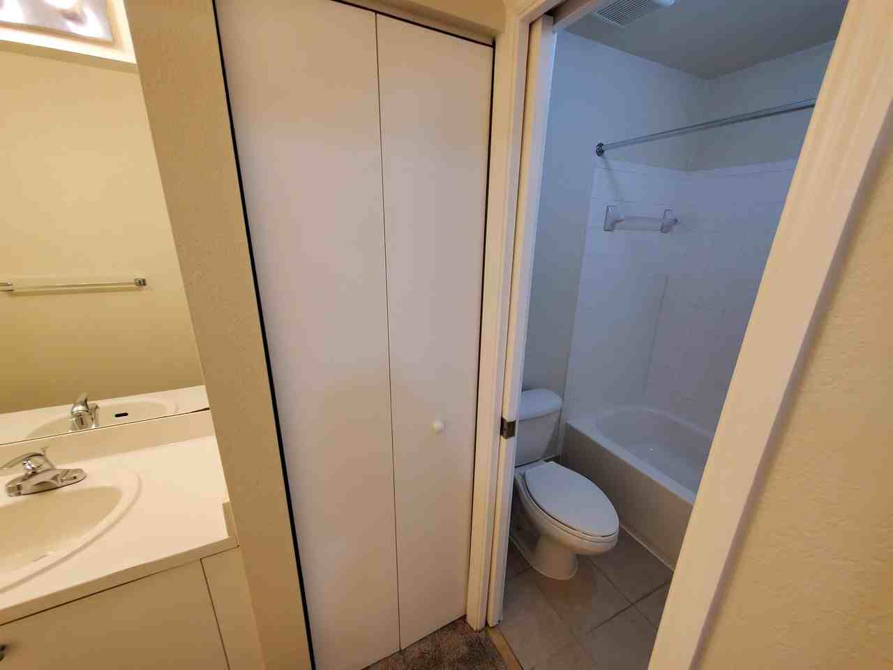 14238 Nw 17th Ave - Photo 4 of 43