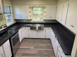 featured image of 530 Simon Ave W #1