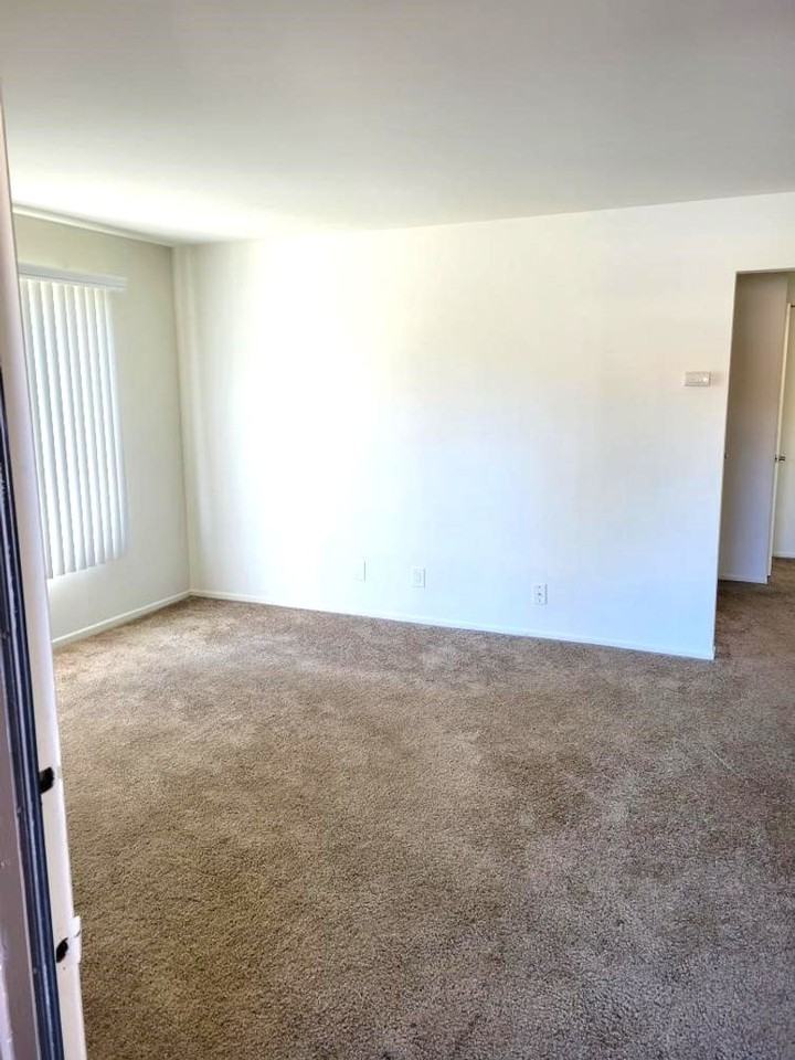 284: 2733 E Mariquita St. - Photo 2 of 30