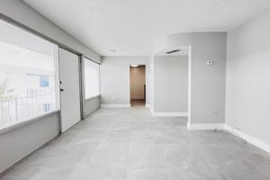 featured image of 999 W Prospect Rd