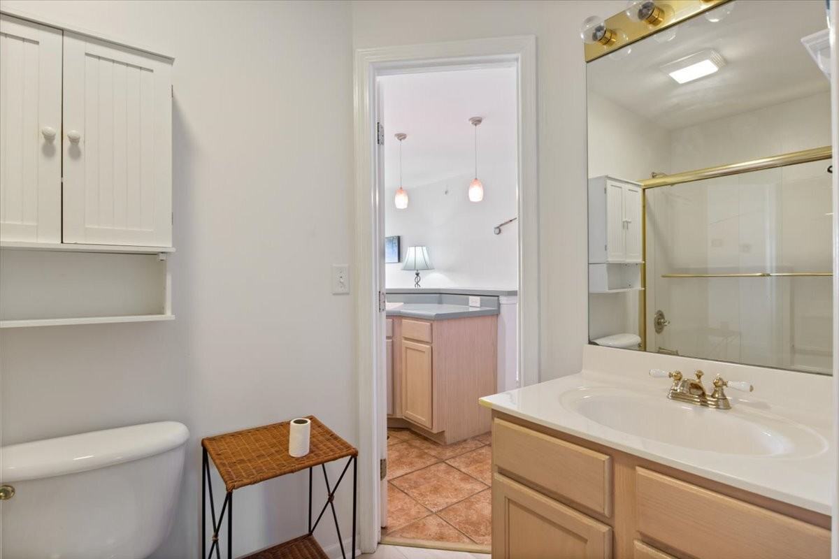 549 Park Place Dr #1 - Photo 6 of 21