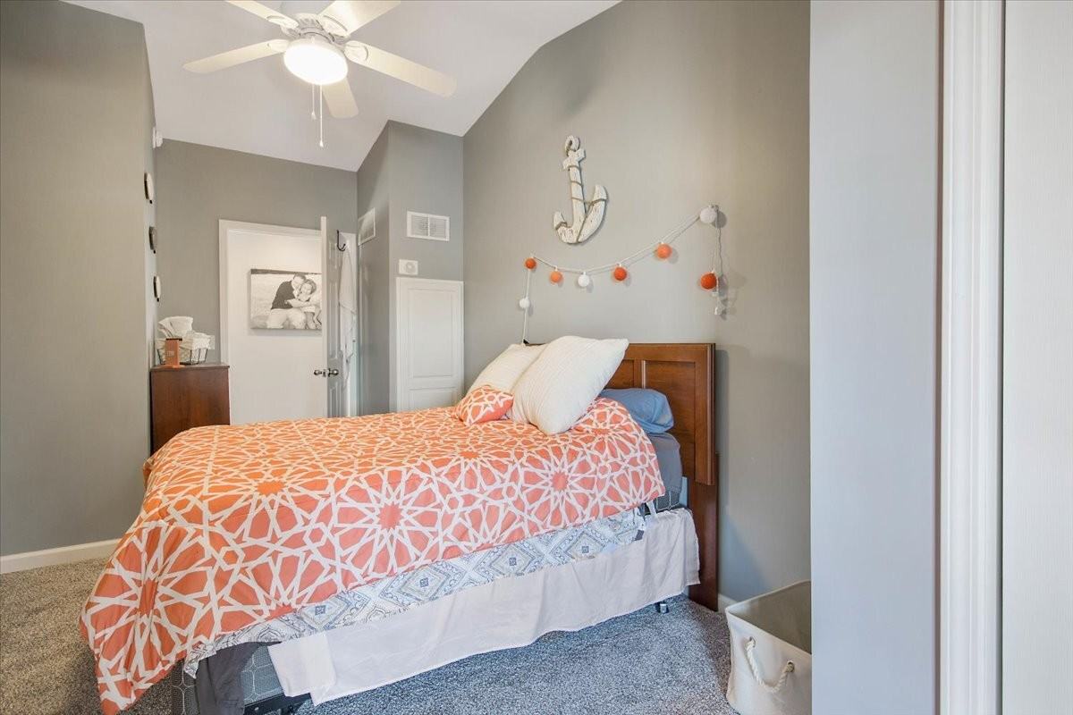 43 Lake Villas Dr - Photo 3 of 44