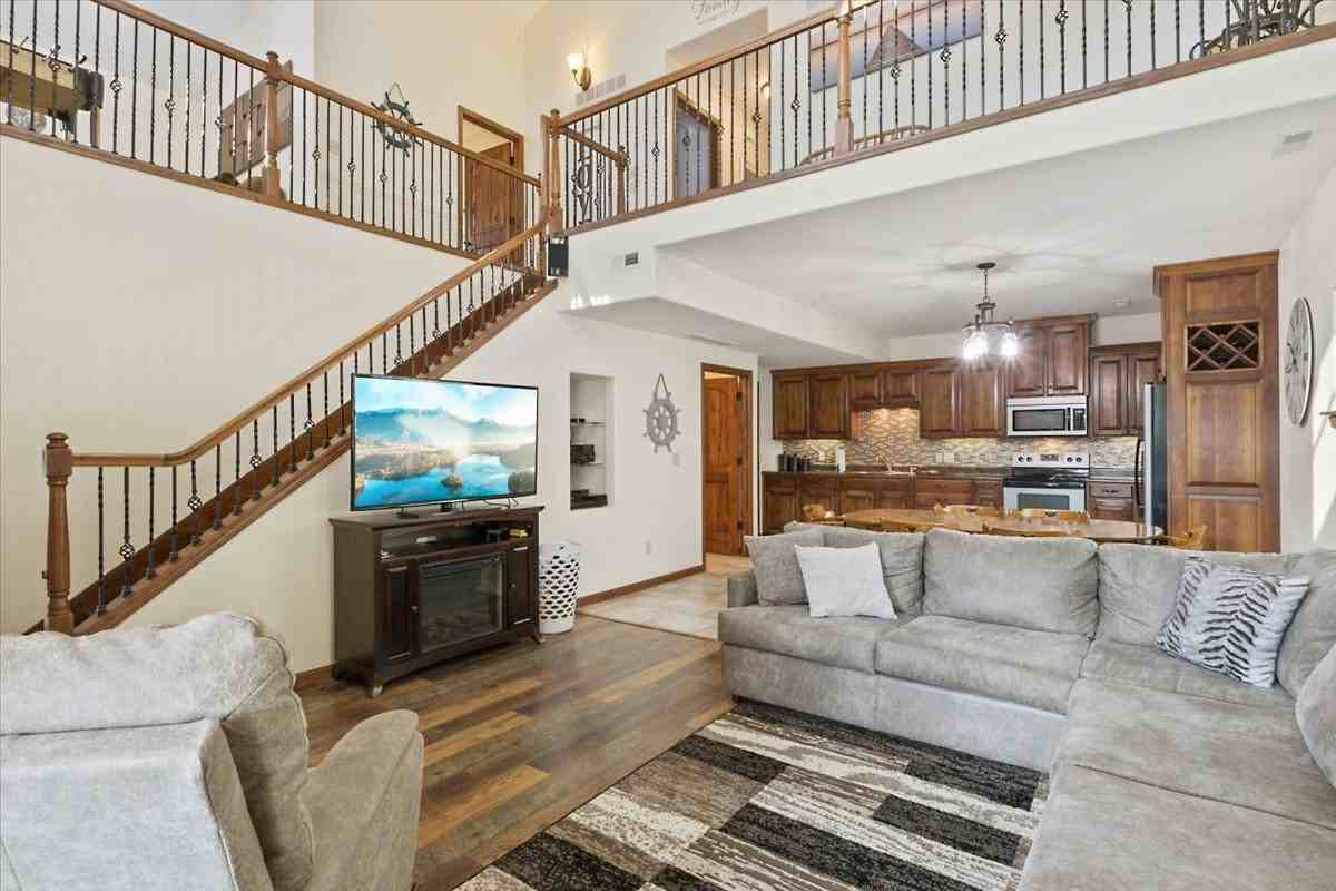 29828 Oak Knoll Rd - Photo 7 of 40