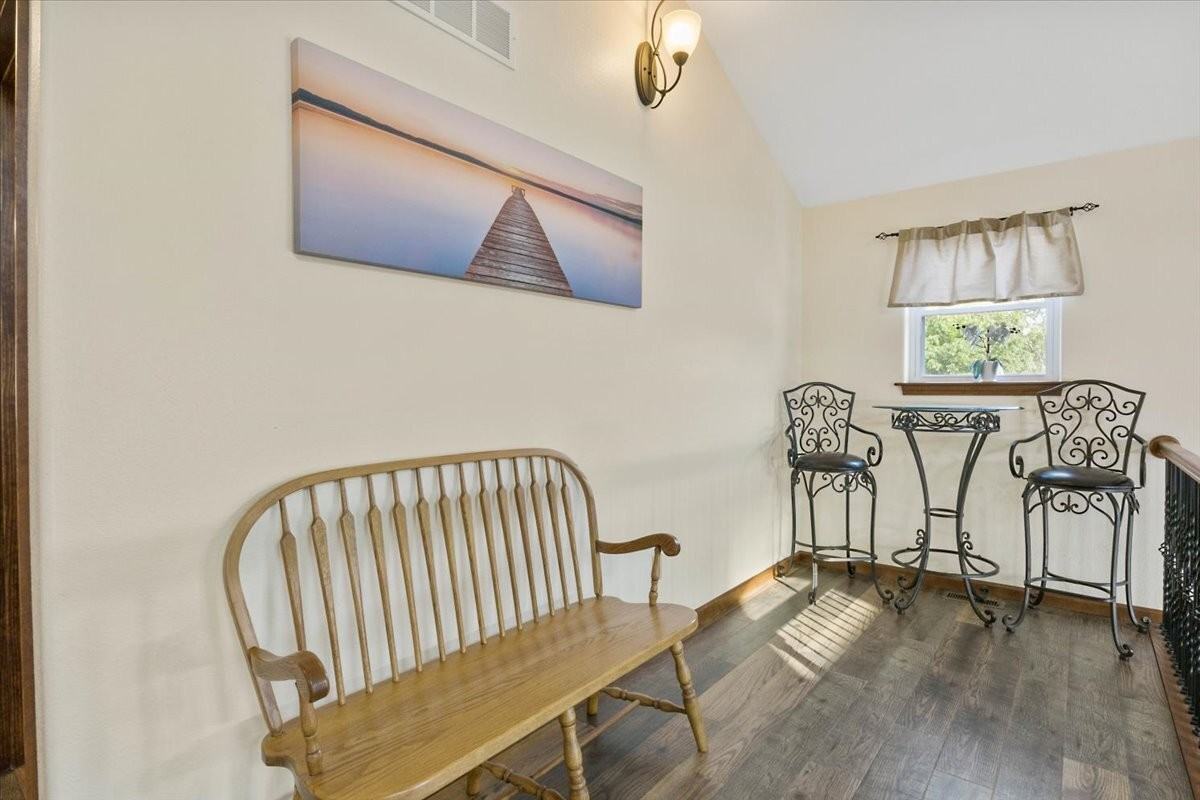 29828 Oak Knoll Rd - Photo 4 of 40