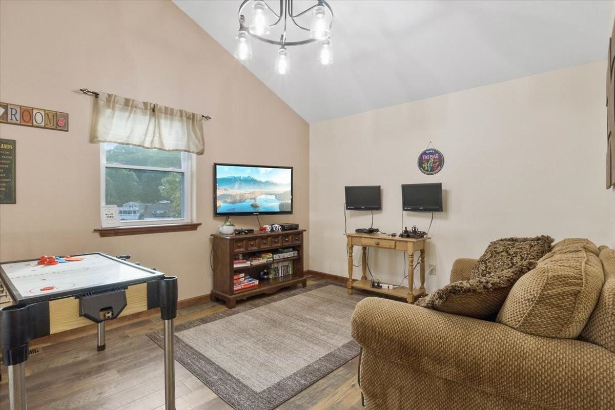 29828 Oak Knoll Rd - Photo 5 of 40