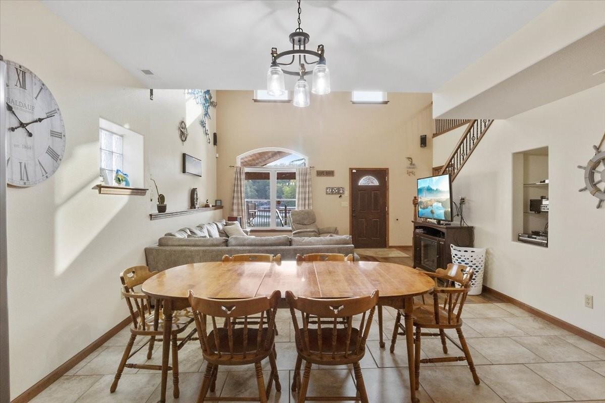 29828 Oak Knoll Rd - Photo 4 of 40